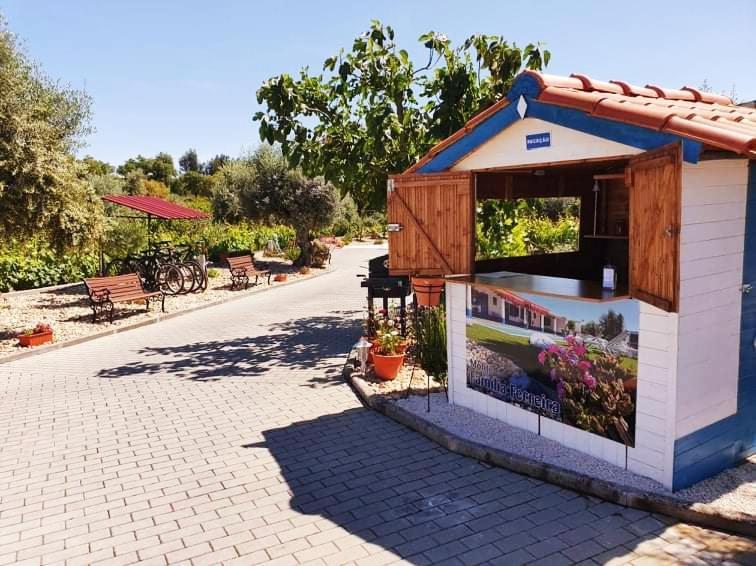 Отель Monte Familia Ferreira Vale de Acor Экстерьер фото